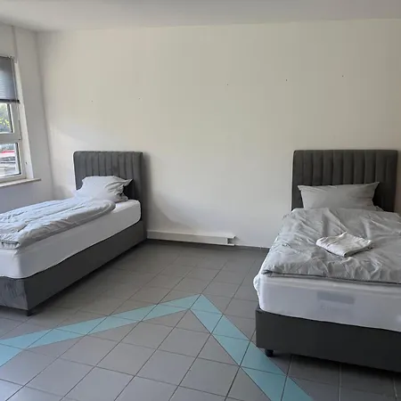 Monteurwohnung Schaeferwiese Bis 6 Personen